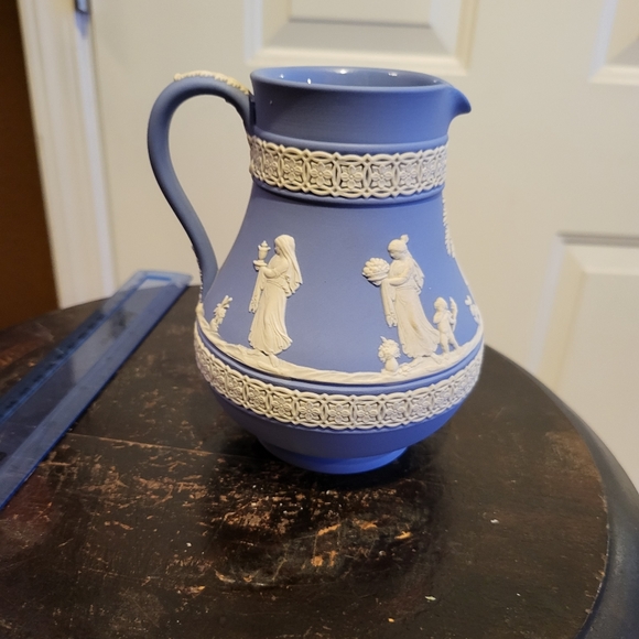 Wedgwood Etruscan Jug Blue Jasperware Pitcher 6" - Picture 3 of 8